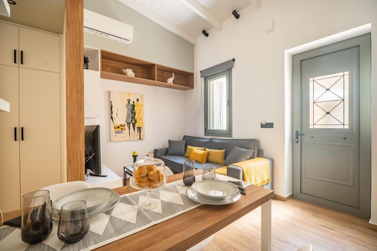 Antigone'S Lux Home 10Mins Walk To Beach, Old Town, City Ханя Екстериор снимка