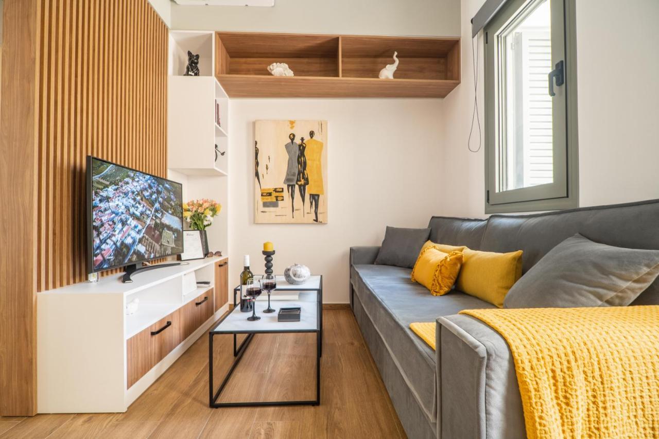Antigone'S Lux Home 10Mins Walk To Beach, Old Town, City Ханя Екстериор снимка