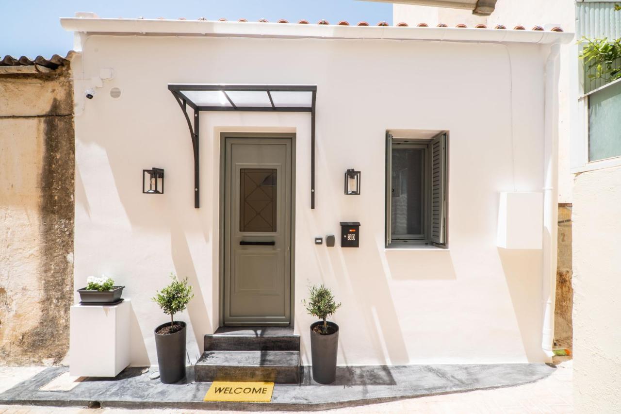 Antigone'S Lux Home 10Mins Walk To Beach, Old Town, City Ханя Екстериор снимка